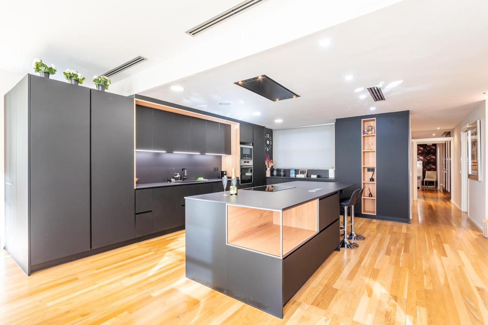 Central Market Lux Apartment Valencia Exteriör bild